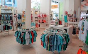 foto-interior-loja-fischer-kids-bigorrilho-03